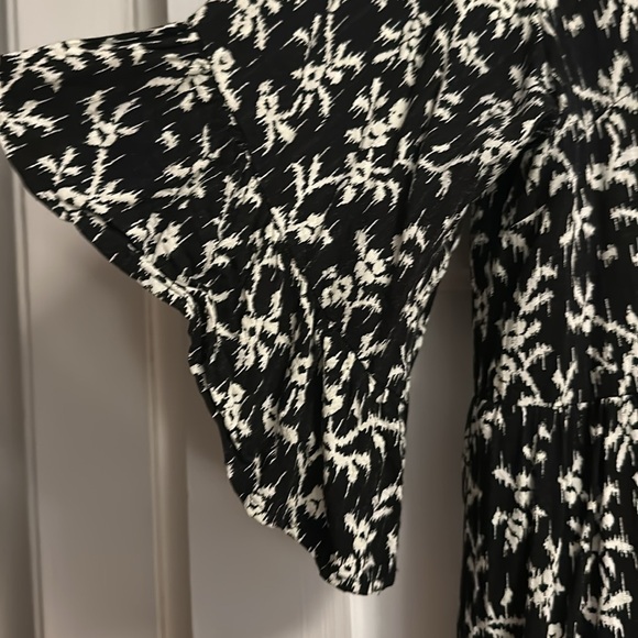 Universal Thread Dress - Picture 6 of 7